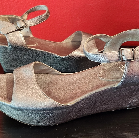 Eileen Fisher Sandals - Picture 5 of 6